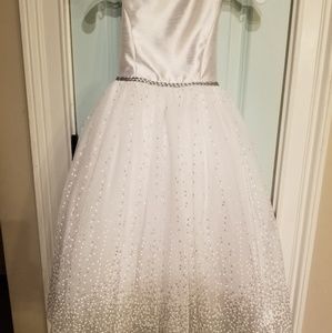 White formal David's Bridal flower girl dress